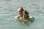 Curacao 7 januari 2006
Henk Poort en Marjolein Keunig en hun dochters  in zee bij Zanzibar