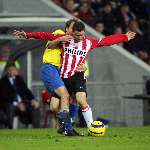 Eindhoven, 20 Januari 2006
Kompetitiewedstrijd Seizoen 2005/2006 
PSV-RKC Waalwijk eindstand 2-0
Jason Culina wordt vastgehouden
© Foto Bart Bel