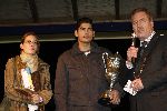Alphen 19 januari 2006
Huldiging Jelle Klaasen nadat hij de lake side darts heet gewonnen.  Jelle met zijn vriendin