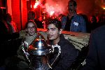 Alphen 19 januari 2006
Huldiging Jelle Klaasen nadat hij de lake side darts heet gewonnen. vader Jelle op de achtergrond