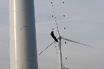 Biddinghuizen 16 januari 2006
Edwin Smulders en Klaas Wilting abseilen van windmolen van 70 meter hoog.
