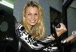 Amsterdam, 7 Januari 1994
Leontine Ruiters inmiddels Leontine Borsato gefotografeerd in een sportschool met de aanprijzing van 
