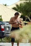 Curacao 5 januari 2006
Marco Borsato met gsm op vakantie op curacao
