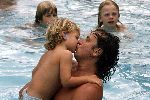 Curacao 6 januari 2006
Marco Borsato met Leontien Jada Senna en Luca op vakantie op curacao.