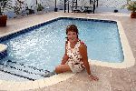 Curacao 7 januari 2006
Marianne Weber bij haar huis op Curacao