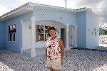 Curacao 7 januari 2006
Marianne Weber bij haar huis op Curacao