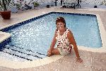 Curacao 7 januari 2006
Marianne Weber bij haar huis op Curacao
