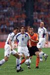 Amsterdam 11 juni 2000
Nederland-Tjechie 1-0 tijdens EK
Phillip Cocu in duel met Rosicky in aktie