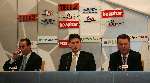 Kerkrade, 27 Januari 2006 
Kompetitiewedstrijd seizoen 2005/2006 
RODA JC - AZ eindstand 1-4 
Ruud Hesp tijdens de persconferentie met huub Stevens en Louis van Gaal