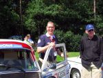 Oisterwijk, 15 Juli 2006
Eerste dag Classic Car Rally Amsterdam-Beijing
1e stop om afscheid te nemen van familie en vriendin bij Rosep
Projectontwikkelaar Leon v d Kerkhoff bij hun Volvo P544 uit 1964