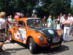 Oisterwijk, 15 Juli 2006
Eerste dag Classic Car Rally Amsterdam-Beijing
1e stop om afscheid te nemen van familie en vriendin bij Rosep
Rob Stolzenbach en Joop Renes met hun VW Volkswagen 1302 LS Kever uit 1971
