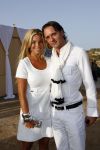 Ibiza 7 juli 2007
Yfke Sturm en haar man Imad Izemrane trouwen op het strand .Angela v Hulten en Eric Kuster