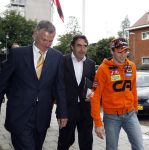 Amsterdam 10 juli 2007
Persconferentie van Christijan Albers in hotel de kersetuin nadat hij door het spyker team ontslagen is . Nick Kouwenhoven zit de pesconferentie voor.