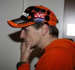 Amsterdam 10 juli 2007
Persconferentie van Christijan Albers in hotel de kersetuin nadat hij door het spyker team ontslagen is . Nick Kouwenhoven zit de pesconferentie voor.