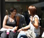 Amsterdam 10 juli 2007
Edsilia Rombley met een vriendin op terras.