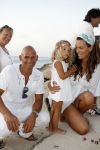 Ibiza 7 juli 2007
Yfke Sturm en haar man Imad Izemrane trouwen op het strand . Eric v Schaai
