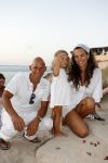Ibiza 7 juli 2007
Yfke Sturm en haar man Imad Izemrane trouwen op het strand . Eric v Schaai