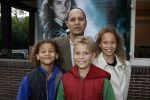 Bloemendaal 10 juli 2007
Premiere Harry Potter in openlucht theater. John Jones met kinderen
Peter Smulders bv
