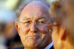 Scheveningen 1 juli 2007
Optreden van il divo bij het kurhaus georganiseerd door het holland casino.  
Joop v d Ende met Janine  v d Ende