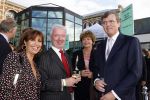 Scheveningen 1 juli 2007
Optreden van il divo bij het kurhaus georganiseerd door het holland casino. Han in het Veld Sandra Reemer en Loek hermans met vrouw