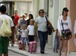 Ibiza 8 juli 2007
Marco Borsato en Leontine Borsato op vakantie met hun kinderen Luca Senna en Jada op ibiza.