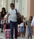 Ibiza 8 juli 2007
Marco Borsato en Leontine Borsato op vakantie met hun kinderen Luca Senna en Jada op ibiza.
