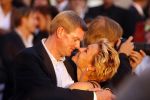 Scheveningen 1 juli 2007
Mariska v Kolck verliefd en kussend met haar man Knut.