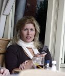 Amsterdam 10 juli 2007
Maud Mulder (idols) op terras met muziek producer.