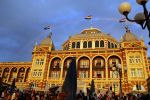 Scheveningen 1 juli 2007
Optreden van il divo bij het kurhaus georganiseerd door het holland casino.  
regenboog
Peter Smulders bv