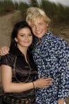 Bergen aan Zee 4 juli 2007
Roxeanne Hazes bij Tros zomerfeesten met Rachel Thomas Berge en Gerard Joling.