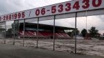 Spakenburg, 3 Juli 2007
Het veld van v.v. Ijsselmeervogels is onder construction omdat ze in het nieuwe seizoen gaan spelen op kunstgras in navolging van hun buren v.v. Spakenburg