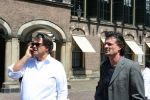Den Haagg, 3 Juni 2010 Emile Ratelband op het Binnenhof/Ridderhof Linkerk Kerktoren waar Emile een schade heeft aangericht met een modelvliegtuigje. Er wordt door specialisten de schade en kosten bekeken voor de reparaties.
Foto Peter Smulders BV