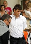 Amsterdam 5 juni 2010
Het Nederlands elftal vertrekt vanaf het hilton naar Schiphol voor de WK voetbal in Zuid Afrika. De vrouwen zwaaien ze uit. Klaasjan Huntelaar met zijn vrouw Maddy en zoontje Seb
Peter Smulders bv