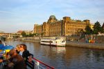 Praag, Golf Perstrip NVGJ naat Tjechie

Foto Peter Smulders BV
