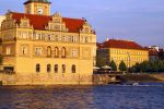 Praag, Golf Perstrip NVGJ naat Tjechie

Foto Peter Smulders BV