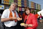 Amsterdam 5 juni 2010
Rita Verdonk en haar man eten een frietje bij de febo.
Peter Smulders bv
