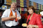 Amsterdam 5 juni 2010
Rita Verdonk en haar man eten een frietje bij de febo.
Peter Smulders bv