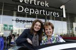 Schiphol 18 mei 2010
Sieneke en Marianne Weber vertrekken vanaf schiphol naar Oslo voor het songfestival.
Peter Smulders bv