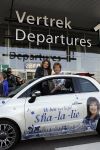 Schiphol 18 mei 2010
Sieneke en Marianne Weber vertrekken vanaf schiphol naar Oslo voor het songfestival.
Peter Smulders bv