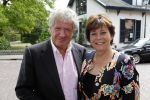 Blaricum 17 mei 2010
Presentatie boek van Willibrord Frequin bij moeke spijstra. Willibrord met Rita Verdonk
Peter Smulders bv