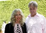 Aalsmeer 9 juli 2011
BBQ van Gerard Joling met fans bij hem thuis. Bonnie st Claire met man Arne
Peter Smulders bv