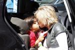 Amsterdam 15 juli 2011
Constanza Breukhoven en haar man Mohammed halen hun kinderen op bij moeder Connie Breukhoven en Shanna. Connie woont in huis op de pc hooftstraat
Peter Smulders bv