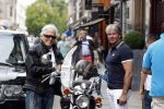 Amsterdam 12 juli 2011
Ben Cramer op zijn motor op de pc hooftstraat met Dries Roelvink.
Peter Smulders bv
