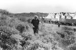 Noordwijk, 22 Juli 1993
Noordwijkse Golfclub Dutch Heineken Open 1993
John Daly slaat vanaf Hole 1 zwaar in de rough en vraagt aan zijn medespeler Olazabal en de referee een free drop, uiteraard werd dit geweigerd. 
Foto Peter Smulders BV