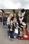 Harderwijk, 2 Juli 2011
Dolfinarium premiere Spetter en het magisch avontuur
Reni v Maren met gezin
Foto Peter Smulders BV