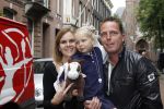 Amsterdam, 5 Juni 2011
Premiere Penny's Shadow van regisseur Steven de Jong
Rob Geus met echtgenote en kind
Foto Peter Smulders BV
