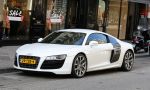 Amsterdam 4 juli 2012
Afrojack (Nick v d Wall) met zijn moeder in AUDI R8 op de pc hooftstraat.
Peter Smulders bv