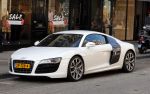 Amsterdam 4 juli 2012
Afrojack (Nick v d Wall) met zijn moeder in AUDI R8 op de pc hooftstraat.
Peter Smulders bv