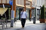 Amsterdam 4 juli 2012
Afrojack (Nick v d Wall) met zijn moeder in AUDI R8 op de pc hooftstraat.
Peter Smulders bv