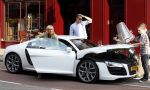 Amsterdam 4 juli 2012
Afrojack (Nick v d Wall) met zijn moeder in AUDI R8 op de pc hooftstraat.
Peter Smulders bv